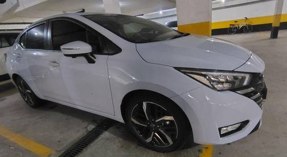 NISSAN VERSA 1.6 16V FLEX EXCLUSIVE XTRONIC